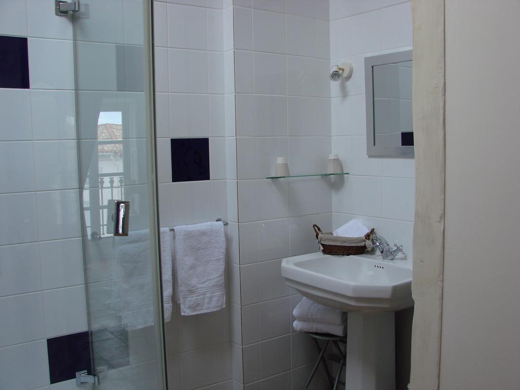 B&B Tour De Saint Anne Azille Стая снимка