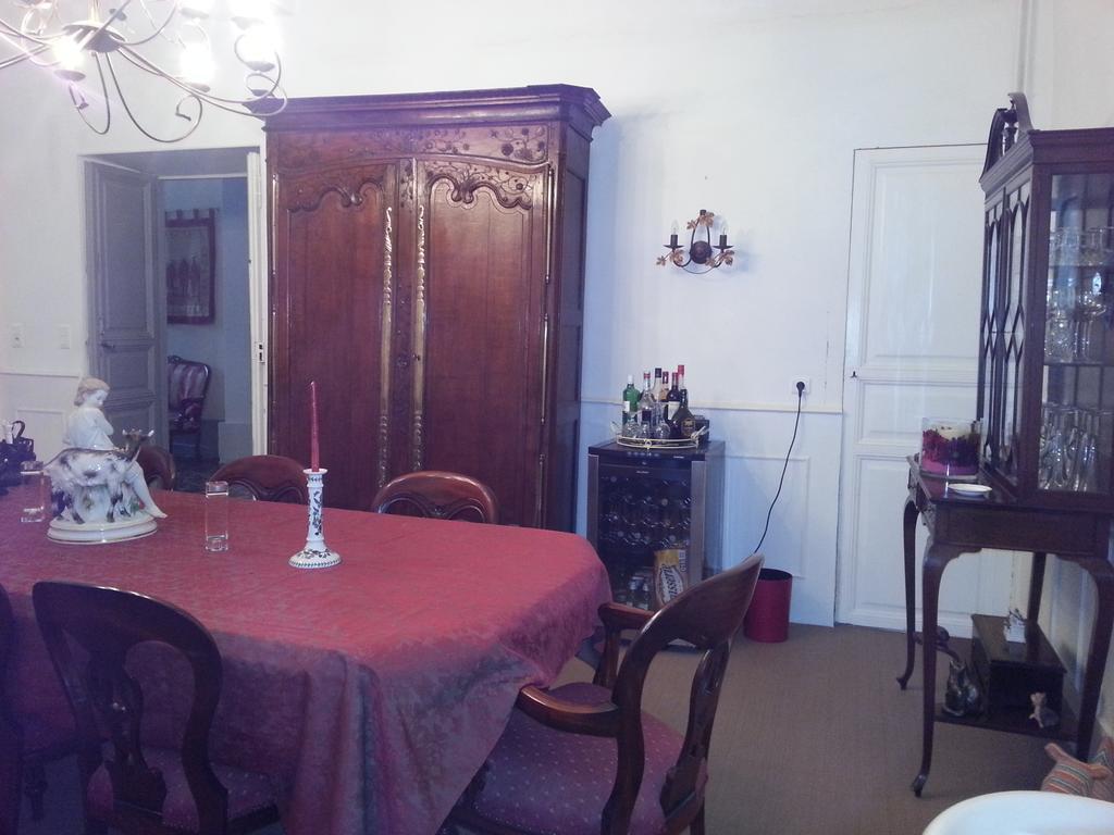 B&B Tour De Saint Anne Azille Екстериор снимка