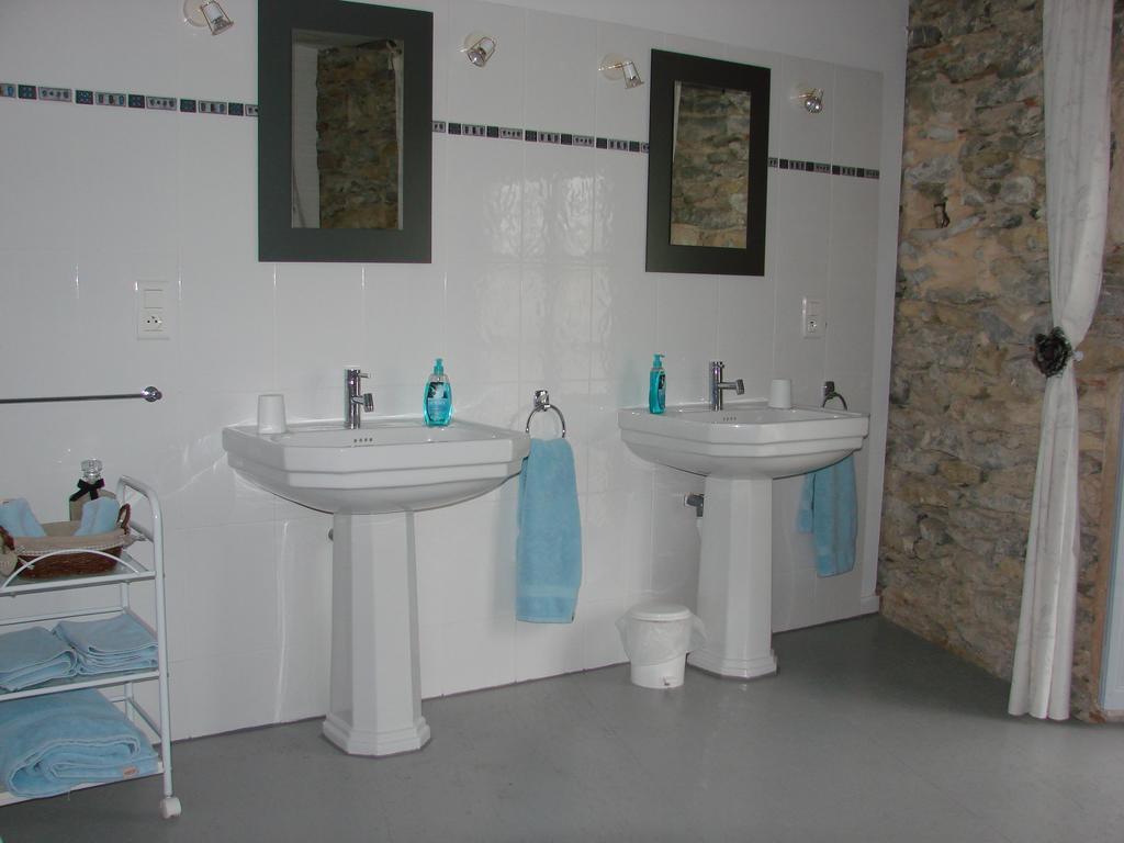 B&B Tour De Saint Anne Azille Стая снимка